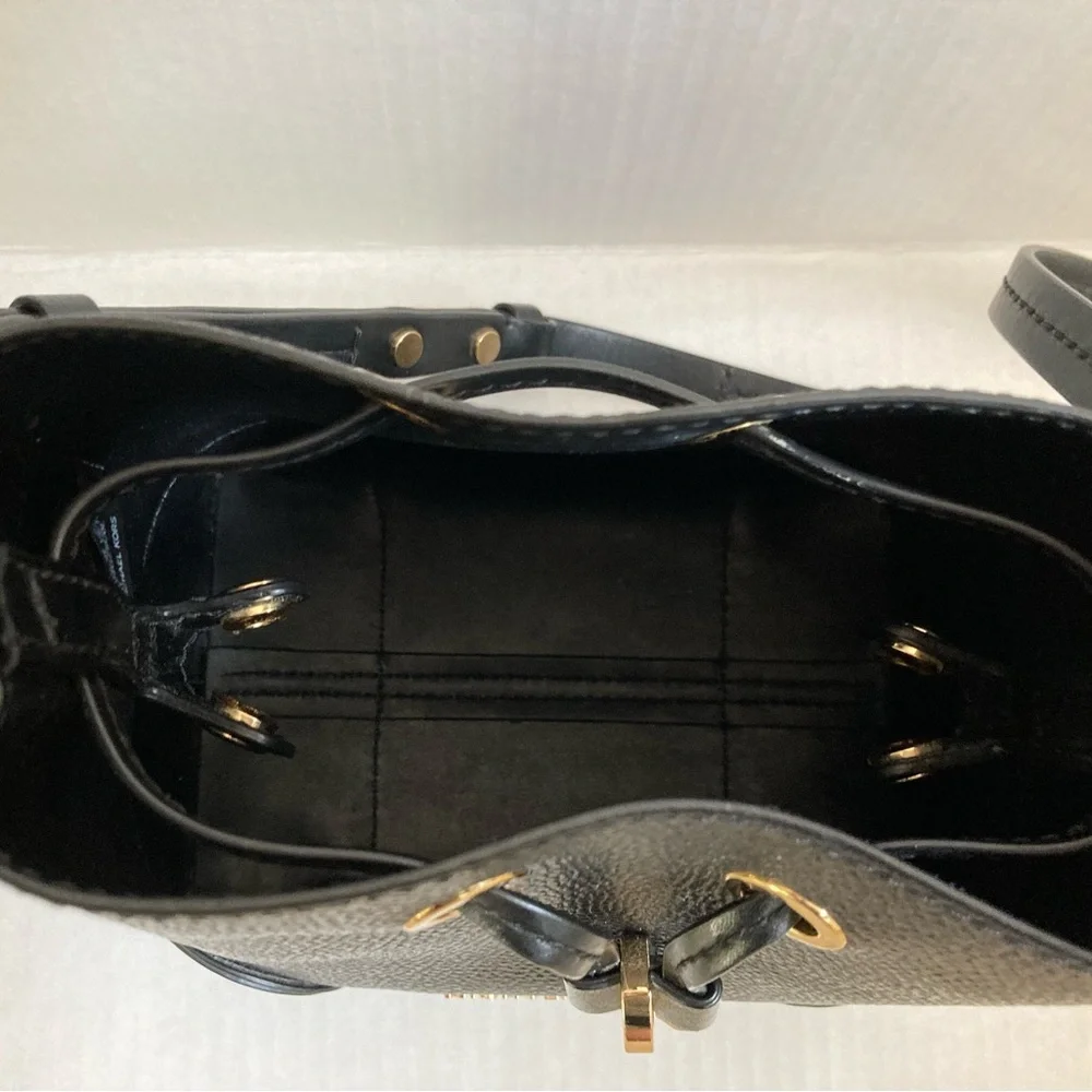 Michael Kors mercer gallery convertible small bucket bag - Picture 3 of 16